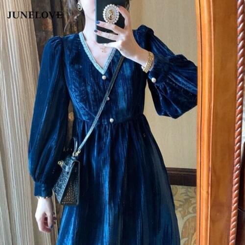 2021 Women Autumn Elegant V-neck Party Dress Female Puff Sleeve Botton High Waist Velvet Vestidos De Fiesta платье на выпускной