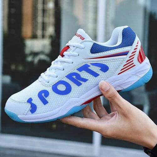 New Fashion White Badmintons for Couples Lightweight Mesh Tennis Shoes Men Anti skid Breathable Quality Volleyball Sneakers Men