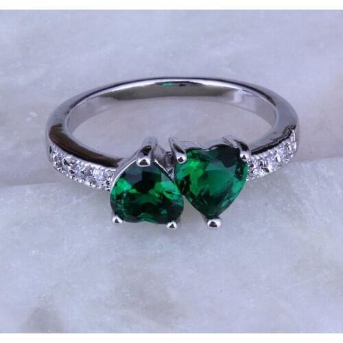 Top Quality Silver Color Wedding Jewelry Romantic Heart Green imitation Emerald CZ Rings for Women J0201