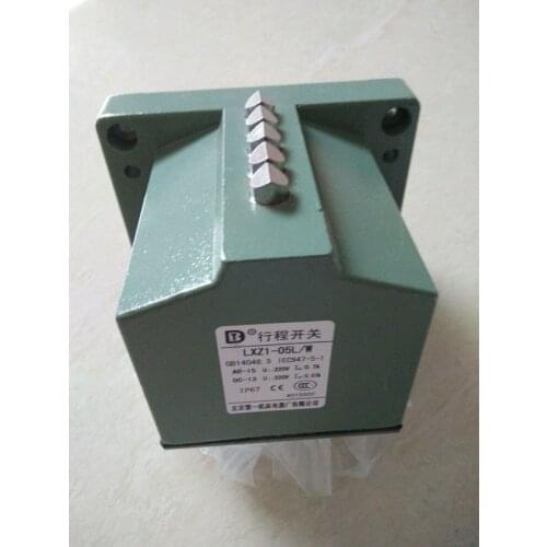 Waterproof travel switch LXZ1-05L/N W limit switch machine high precision combination switch vertical five wheel