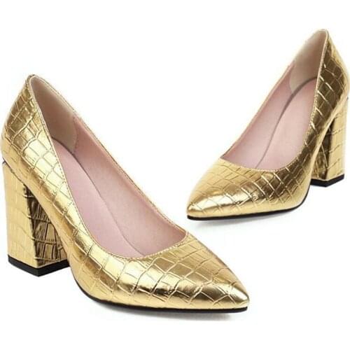 Big Size 31-48 Shallow Thick High Heels Office Lady Shoes 2020 Spring New Simple Pumps Shoes Women Sexy Pointed Toe Pumps Shoes