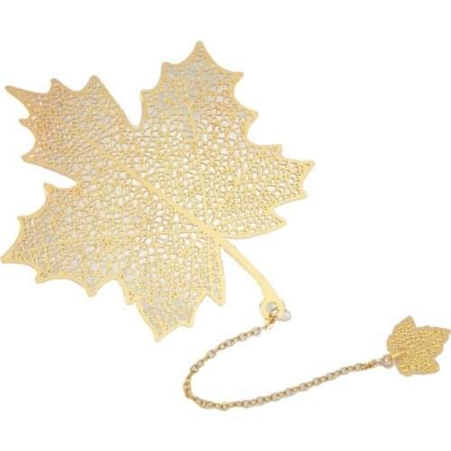 Retro Bookmark with Pendant Maple Leaf Tassel Bookmark for Kids Teacher Book Lover Exquisite Commemorative Gift