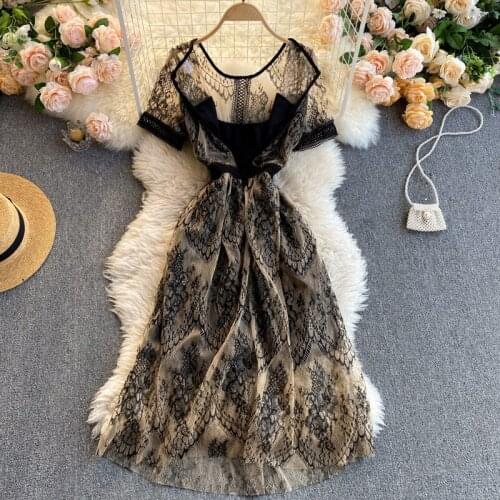 Summer French Retro Dress 2021 New Mesh Lace Dress Perspective Round Neck Short Sleeve Slim Mid-Length Female Vestidos zh156