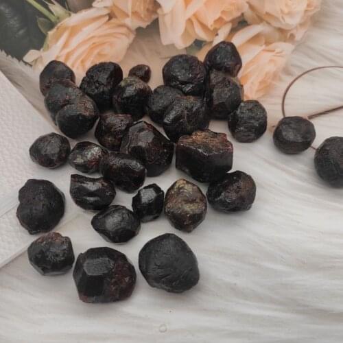 50g Natural rough Garnet crystal stone Raw semiprecious Tumbled stone