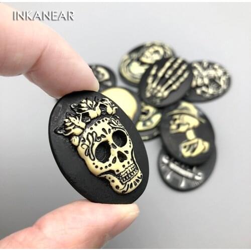 INKANEAR 9pcs Flatback Resin Skull Beads Crafts DIY Necklace & Sewing Accessories Figurines Miniatures Vintage Decor BS058