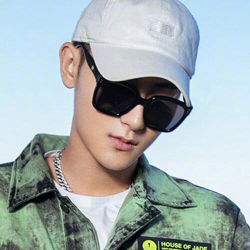 2021 Square Retro Sun Glasses Female Oversized Sunglasses Women/Men Luxury Vintage Rivet Eyeglasses Women Mirror Oculos De Sol