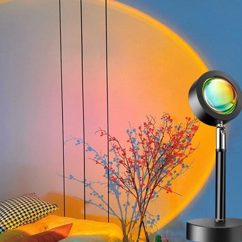 Sunset Projection Lamp Rainbow Atmosphere Led Night Light USB Sunset Red Light Table Lamp for Home Bedroom Wall Decoration Light