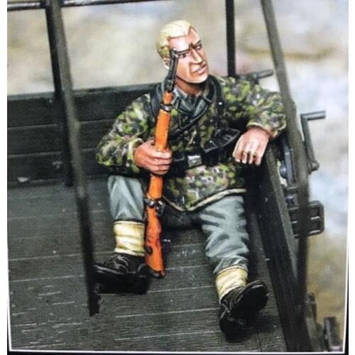 1/35 Resin Figure Model Kit Unassambled Unpainted 701