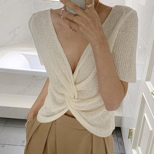 Korean Chic Light Mature Temperament Deep V-Neck Twist Design Sense of Large Open Back Slim Short-Sleeved Sweater Top Women
