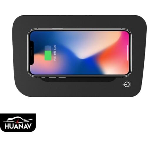 QI Car Wireless Charger For Toyota RAV4 2016 2017 Intelligent Infrared Fast Wireless Charging Car Phone Holder For iphone x