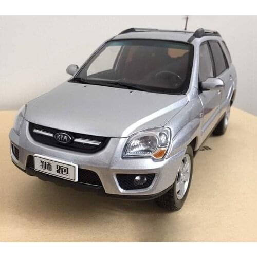 Diecast 1:18 Scale Dongfeng Yueda Sportage Car Model Static Collection Decoration Souvenir Ornaments Toys Display Gifts Silver
