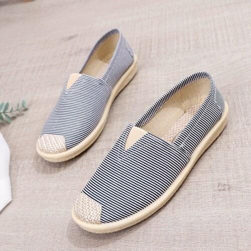Womens Shoes Spring New 2021 Canvas Shoes Womens Shallow Mouth Casual Shoes Womens Breathable Flat Shoes Driving Shoes Women