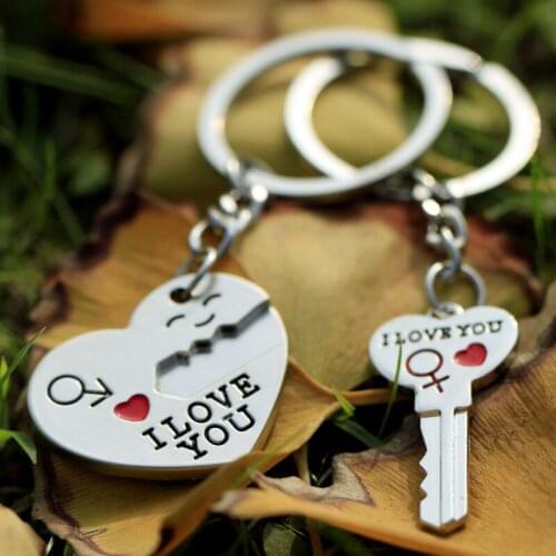 Wholesale Couple Keychain Cute Metal Key Heart Love Key Chains Boyfriend Gift for Women Keyring Bag Charm Accessories jewellery