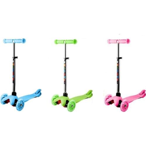 MaxBoom Scooters