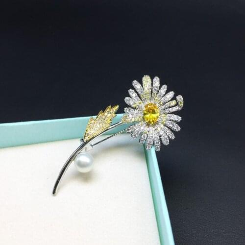 LANZYO Natural freshwater pearl brooch flying Brooch celebrity series xz092