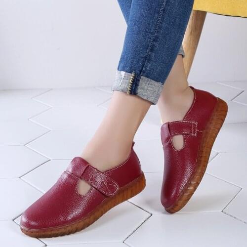 Leather women flats 2021 summer solid color soft casual white shoes hook & loop non slip flat flats women basket femme