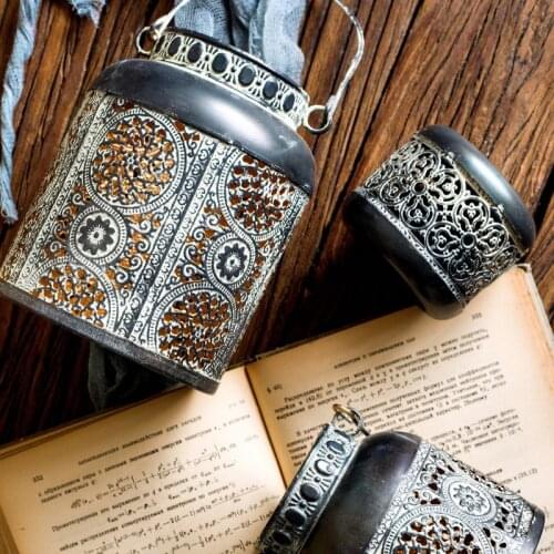 Vintage Iron Carved Hollow Candlestick Desktop Candle Holder Ornaments Romantic Candlelight Wedding Party Decorations