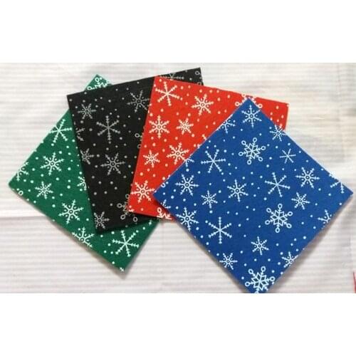New Design 8pcs/lot Green Black Red Merry Christmas Snowflake Printed Nonwoven Fabric 14x14cm decoration