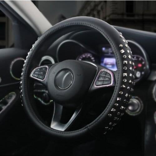 Car Luxurious Metal Rivets Steering wheel cover Auto Rhinestone steering wheel universal Silica Gel Antiskid car accessories