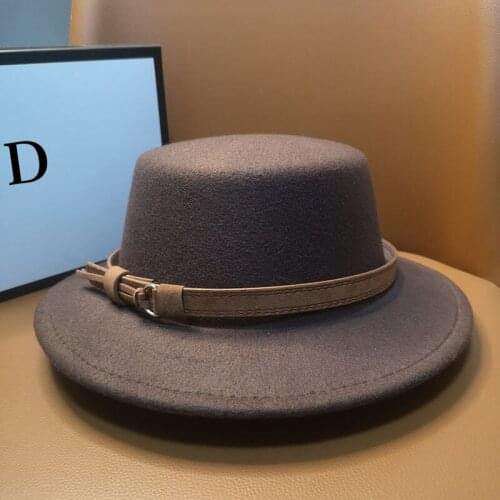HT231 Winter autumn Fedora imitation mens and womens Belt buckle Decorate top jazz hat round hat flat top hat femino