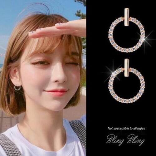 2019 Circle Exquisite Small Earrings Cute Mini Earrings Hypoallergenic Girl Lady Gold Silver Pendant Earrings