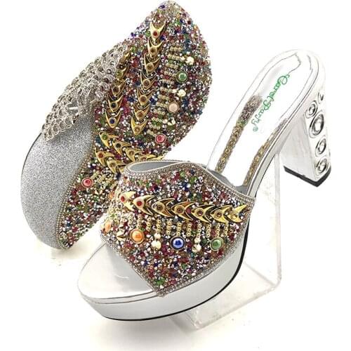 Lastest Italian Design Shinning PU Material Women Shoes and Bag Set Decorated With Metal Fish Bone in Silver Color for Party