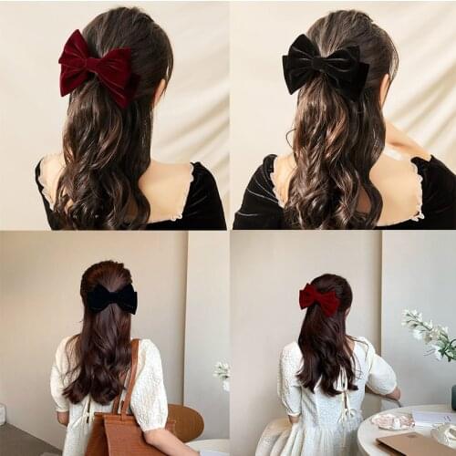 Ladies Velvet Hairpin Korean Fashion Bow Top Clip Headdress Ins Girl Solid Color Hair Clip Simple Duckbill Clip Hair Accessories