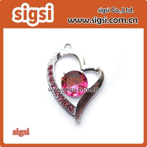 Fashionable heart-shaped color crystal rhinestone pendant for girl