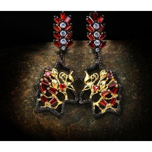 Vintage Female Red Crystal Drop Earrings Charm 14KT Black Gold Wedding Earrings For Women Trendy Hollow Flower Dangle Earrings