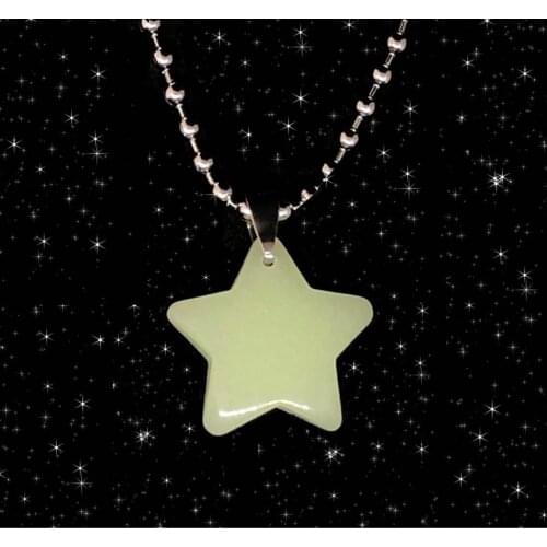 New Fashion Hip Hop Natural Luminous Stone Star Shape Pendant Necklaces for Men Women Unique Gift Punk Beads Chains Neck Jewelry