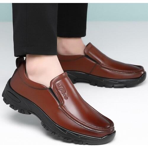 2021 Mens Genuine Leather Shoes 38-47 Head Leather Soft Anti-slip Rubber Loafers Shoes Man Casual Real Leather Shoes2021