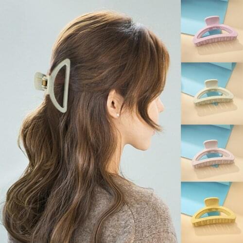 1Pc Korean Solid Big Hair Claws Elegant Frosted Acrylic Hair Clips Hairpins Barrette Headwear for Women Girls Hair Accessories