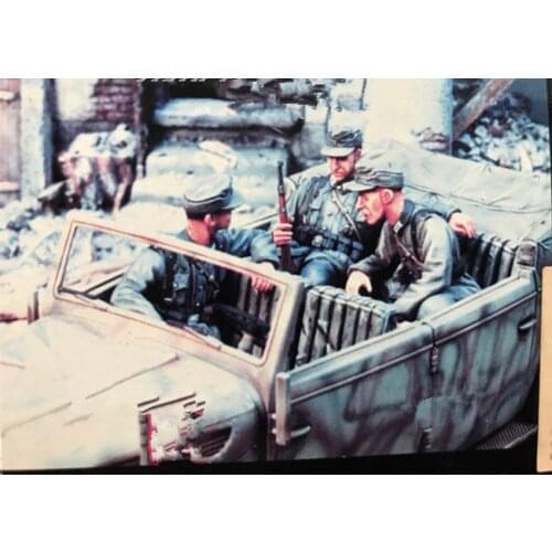 1/35 Resin Figure Model Kit Unassambled Unpainted 702(NO CAR)