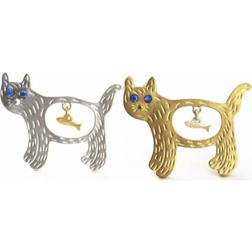 2020 Cute blue eyes gold and silver cat eat fish brooch coat coat shawl collar pin accessories couple Boutonniere holiday gift