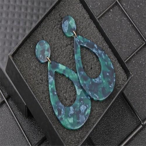 New Creative Fashion Joker Earrings European and American Wind Exaggerated Geometric Water Droplet Acetate Plate Jewelry Women