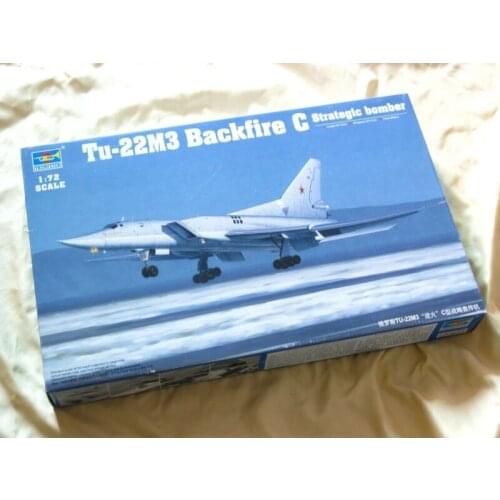 Trumpeter 1/72 Jet Soviet Tu-22M3 Backfire-C Bomber Fighter Static 01656 Model TH07098-SMT2