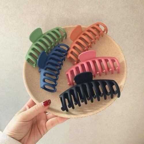 1PC Hair Clamp Colours Beautiful Claw Clip Plastic Korean Hair Accessories Hair Claw Hot Sale Large Size Claw Clip Crab