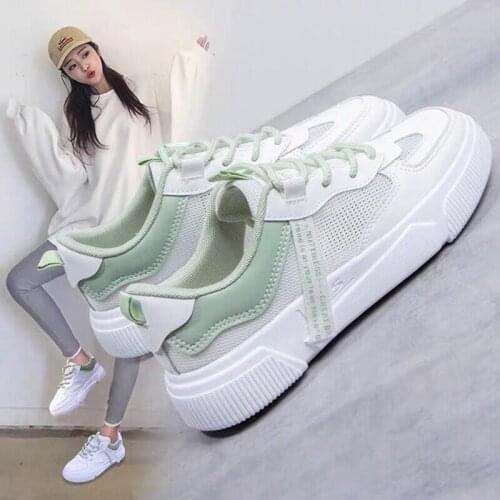 Womens Running Shoes 2021 Summer Fashion Lightweight Lace-up Breathable Outdoor Walking Sneakers Sneakers