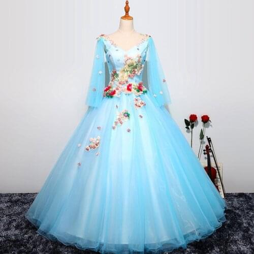 Elegant Tulle Long Sleeve Quinceanera Dresses Vintage V-neck Embroidery Appliques Ball Gown Fashion Party Prom Vestido Debutante