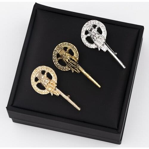 Hot Selling Movie Jewelry Hand of The King Brooch Finger Fist Sign Power Pin Vintage Punk Fashion Men Women Wholesale Cosplay