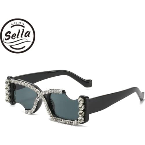 Sella 2021 New Men Women Vintage Fashion Small Frame Tint Lens Crystal Decoration Funny Gap Baroque Glasses Eyewear