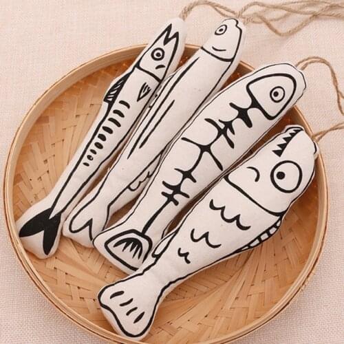 Cat Toy Mini Claws Thumb Fish Cat Grinding Catnip Toy Interactive Plush Cat Teeth Toys Pet Kitten Chewing Bite Toy