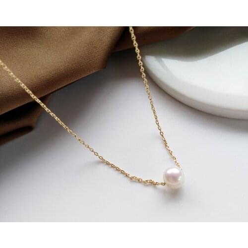 2021 latest fashion trend simple and beautiful pearl necklace temperament fashionable girlfriend necklace niche clavicle chain