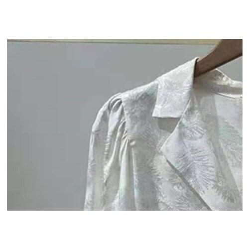 Jacquard Women Blouse Retro Floral Print Single-breasted Casual Turn Down Collar Shirt Ladies Blouse Ladies Tops