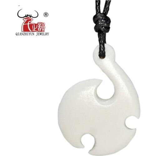GX090 Hot Sale New Zealand Maori hand-carved Axe bone necklace women Hawaii witha pendant necklaces man' choice of surfing