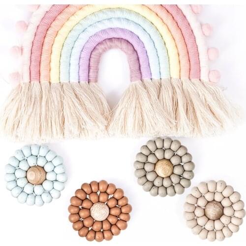 Basic Sufficient Non-toxic Inventory Packaging Flower Shape Non-slip Not Fragile Organic Portable Rubber Sensory Feeding Teether