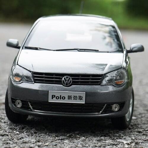 Diecast 1/18 Alloy Vehicle Classic Car Model Metal Toys Adult Collection Gift Souvenir Display Collection Souvenir Ornaments