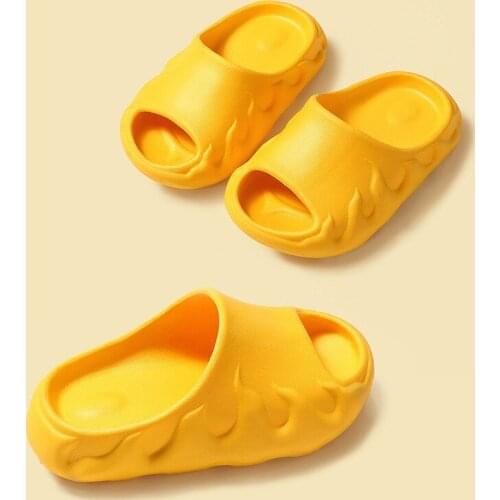 Casual Baby Kids Slippers Sandals For Boys Girls Indoor Home EVA Soft Thick Sole Children Toddler Summer Slides Shoes Yellow