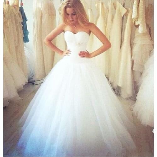 Soft Tulle Sweetheart Ball Gown Wedding Dresses 2021 Simple Style Puffy Bridal Gown Lace-up Plus Size Robe De Mariage Cheap Sale