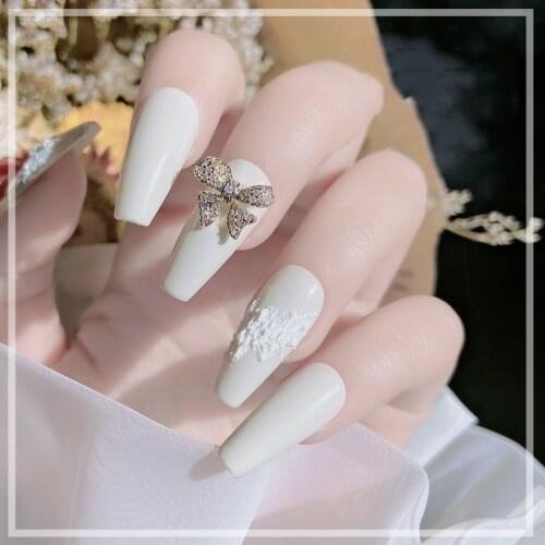 5pcs/Set Of Gold And Silver Alloy Bow Nail Art Accessories 3D Fashion Flashing Zircon Rhinestones DIY Nail Art Accessories